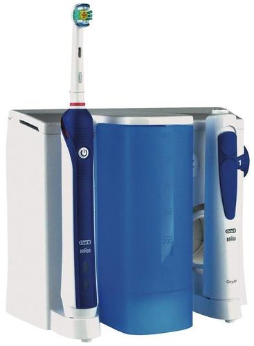 BRAUN Kit spazzolino e idropulsore Oral-B Pro 3000 + Oxyjet (OC20565)